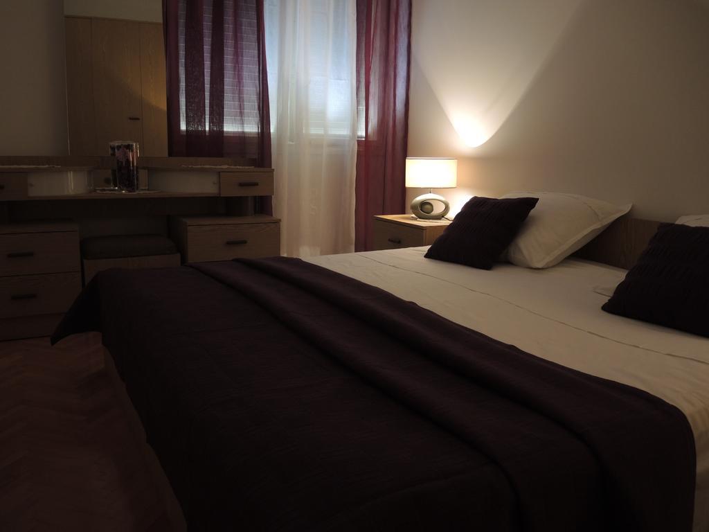 Apartment In Centre For 7 สปลิท ห้อง รูปภาพ