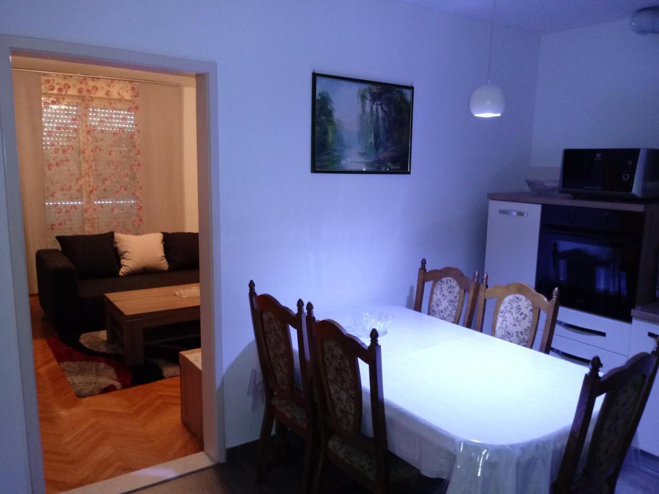 Apartment In Centre For 7 สปลิท ภายนอก รูปภาพ